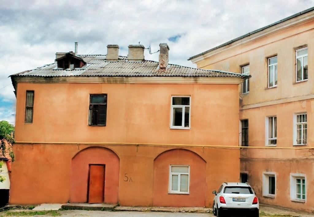 Sunrise Apartment Kamianets-Podilskyi Exterior photo